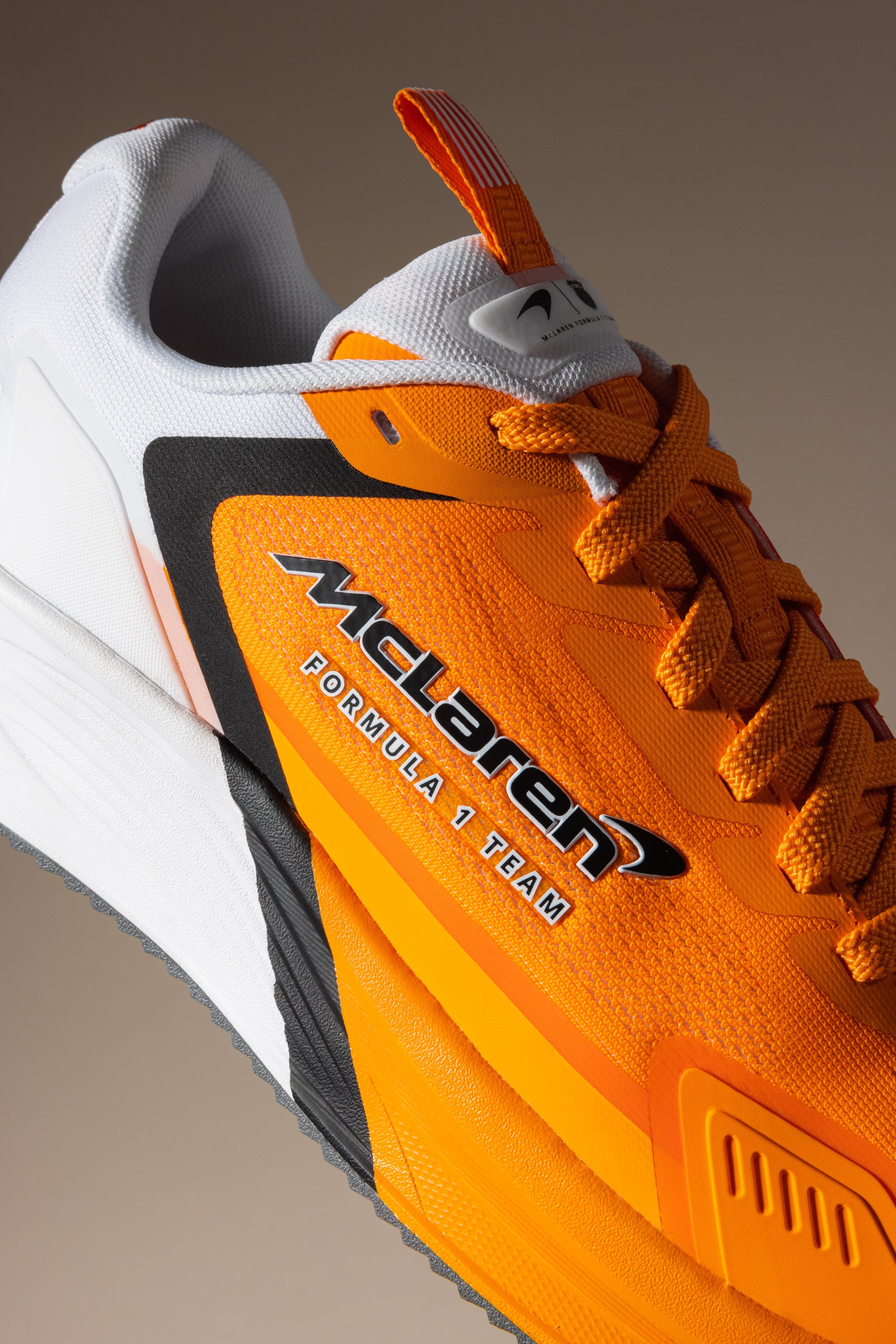AERO-ACTIVE II X McLAREN F1 TEAM