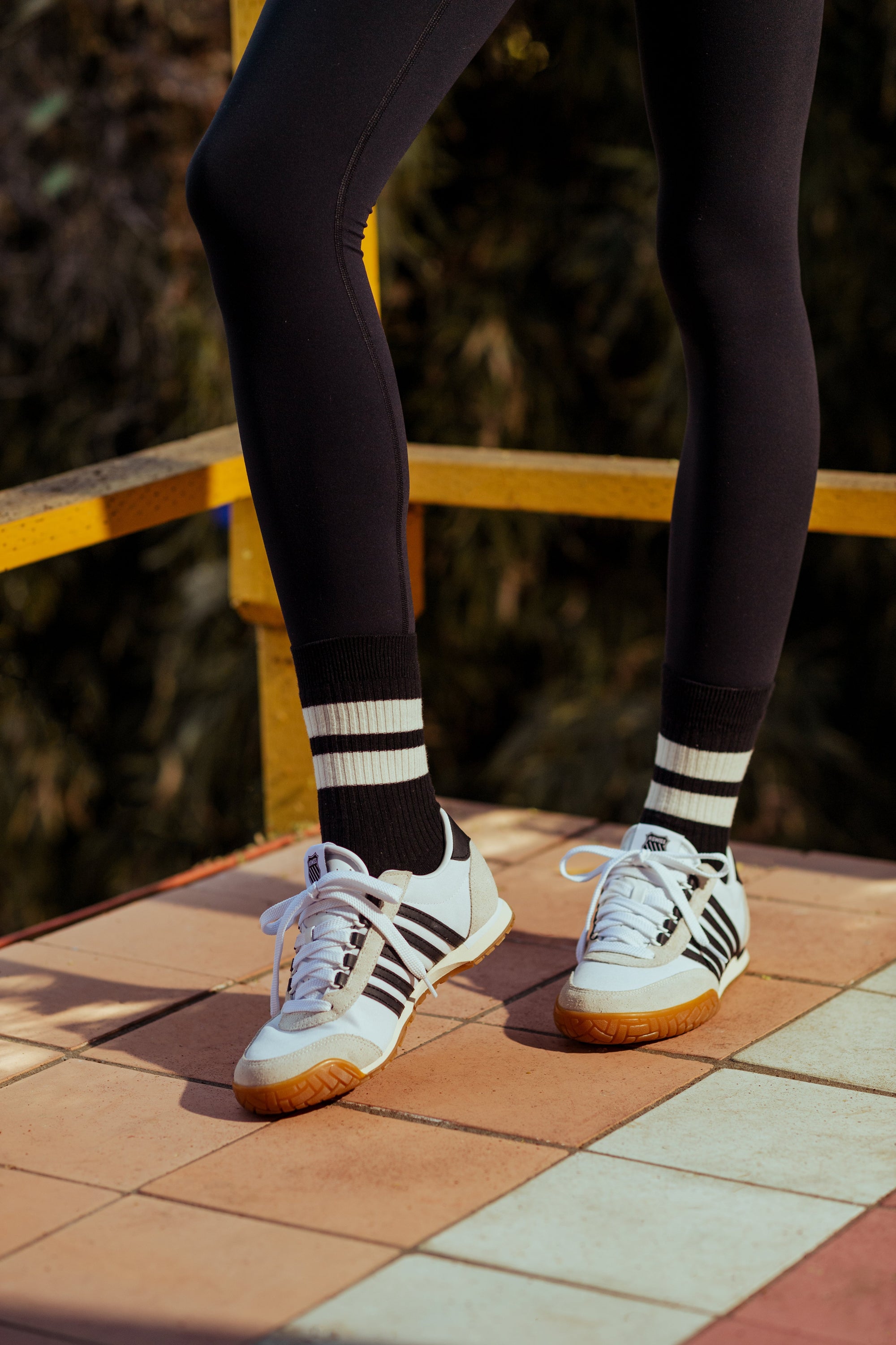 VINTAGE TRAINER T