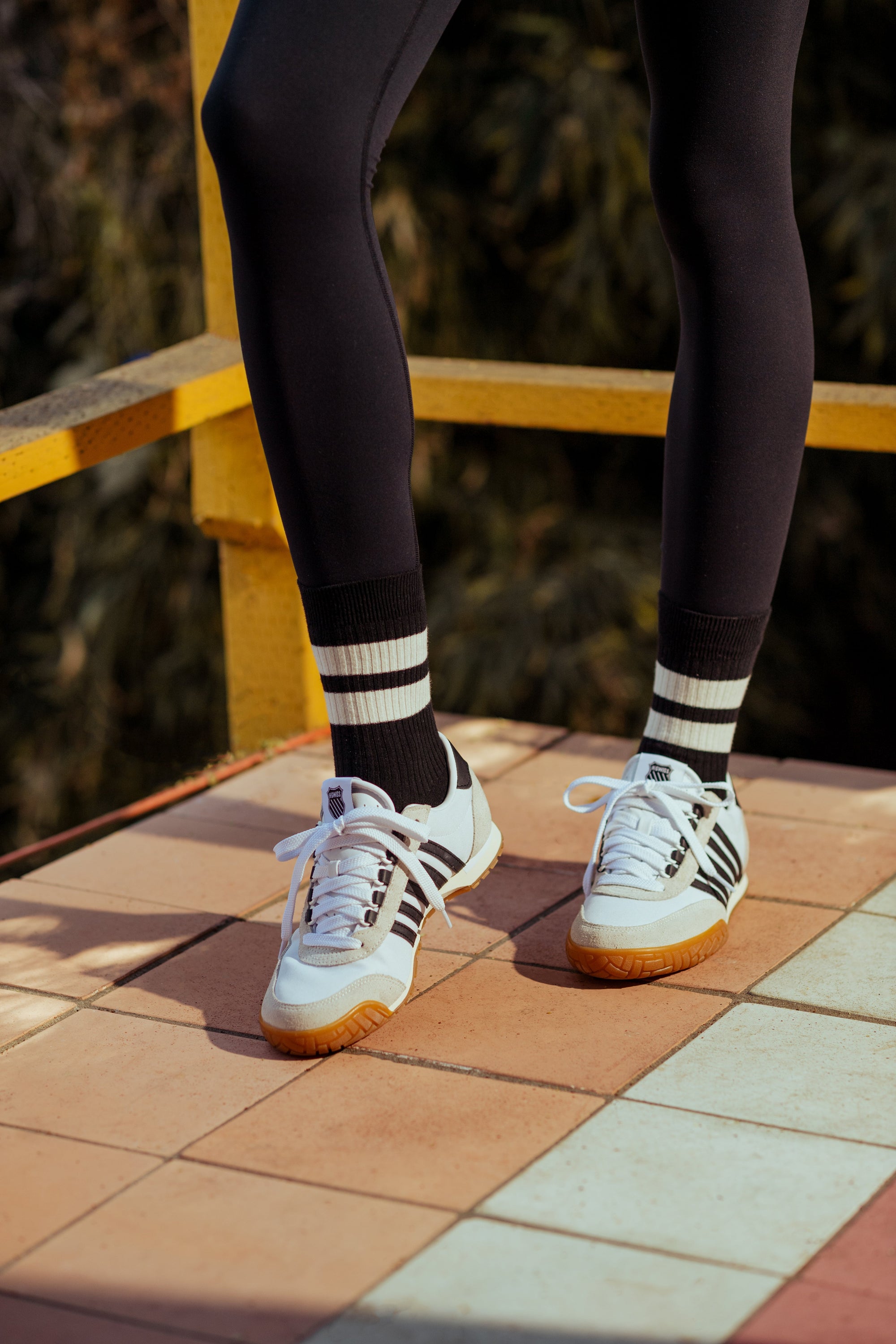 VINTAGE TRAINER T