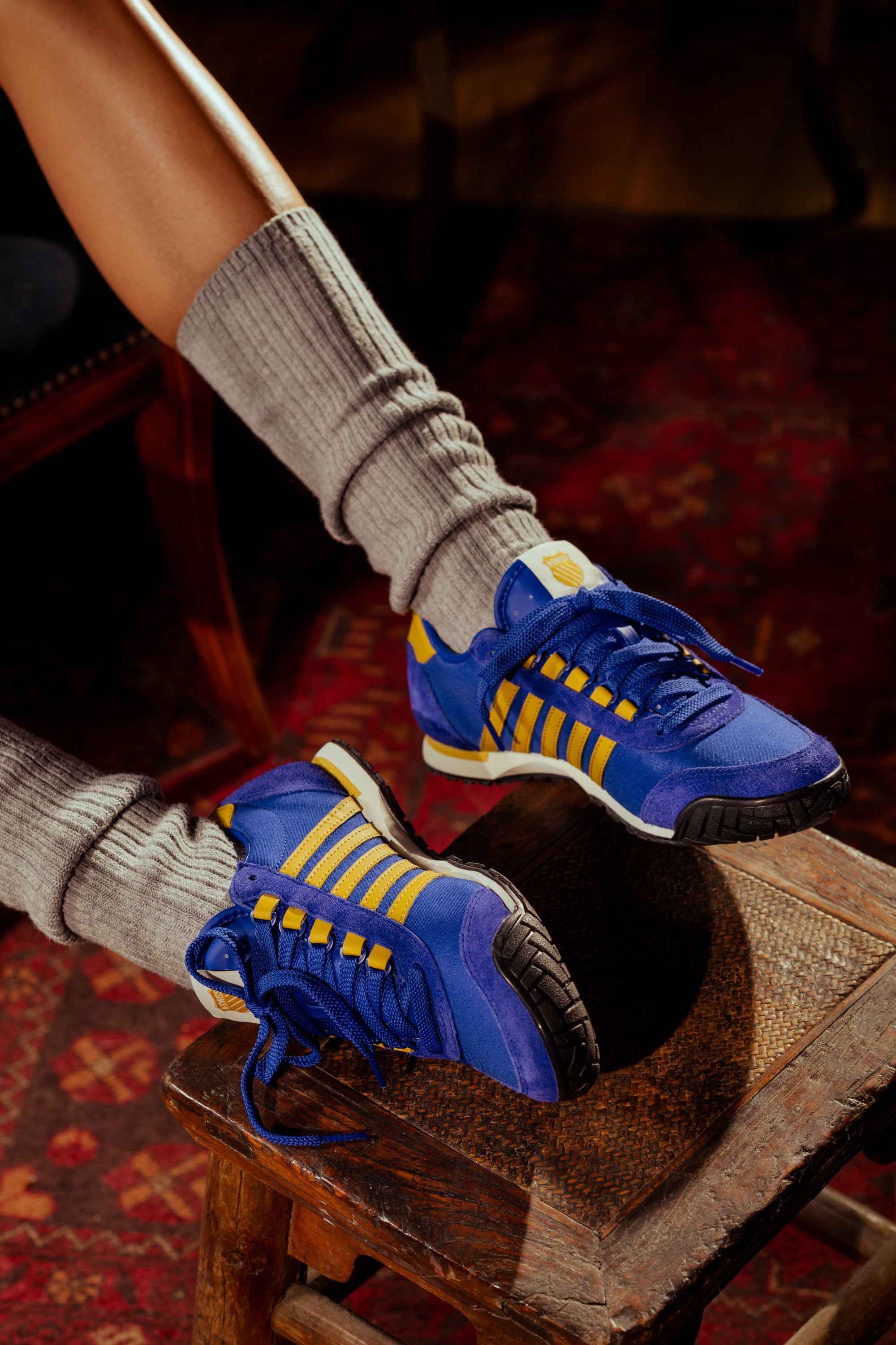 VINTAGE TRAINER T